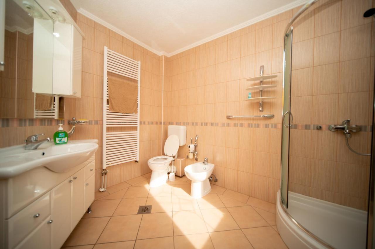 The View Apartment Високо Экстерьер фото