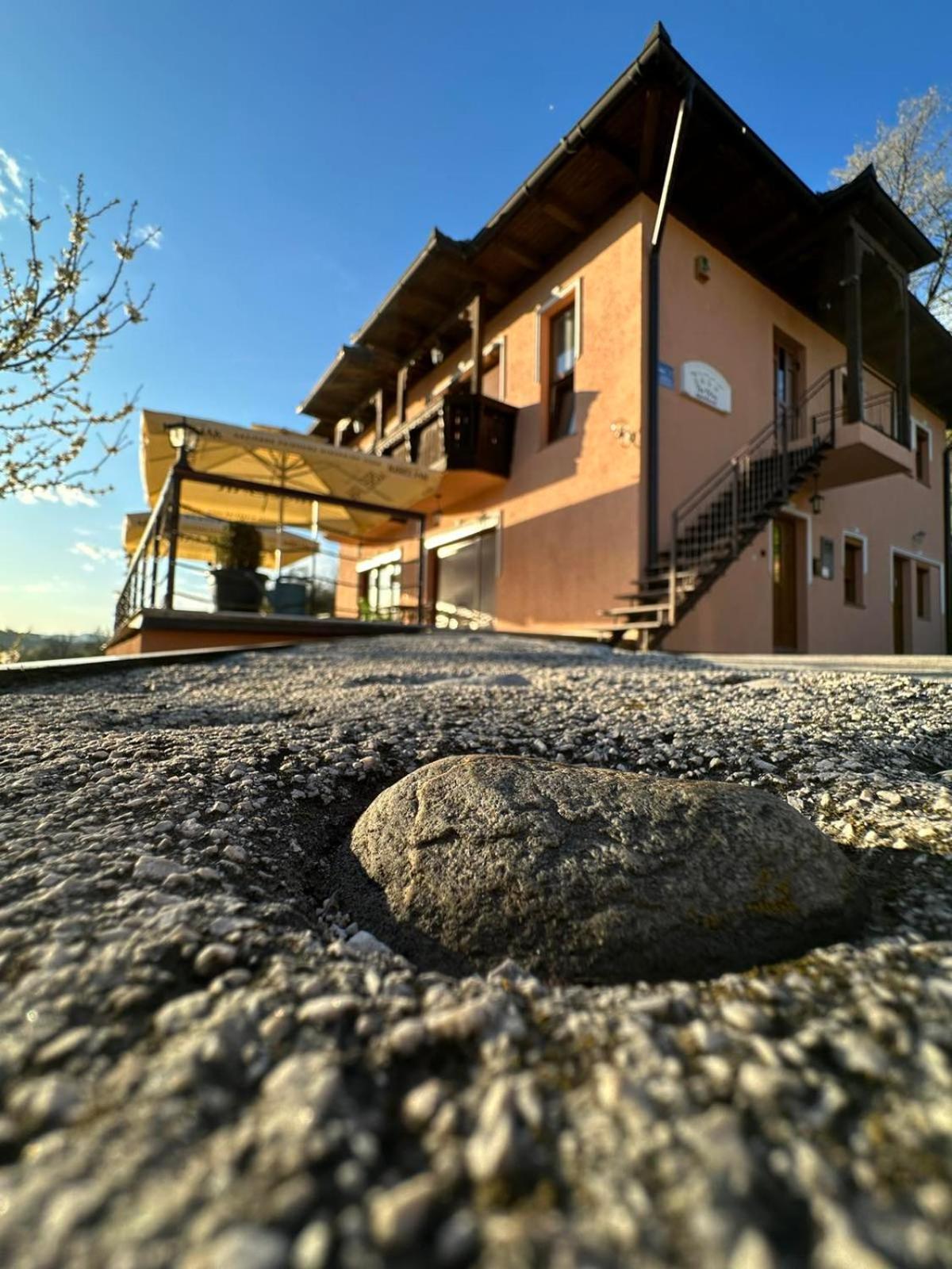 The View Apartment Високо Экстерьер фото